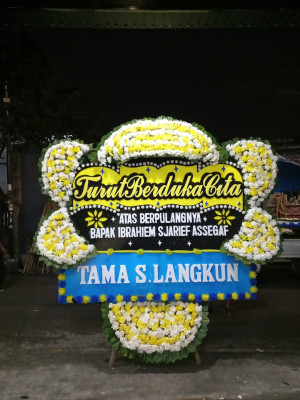 Papan Bunga Duka di Empanang