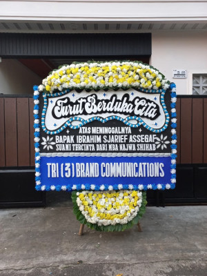 Papan Bunga Duka di Empanang